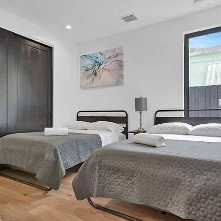 Design House -Heated Pool -Big Yard -Gated Parking Villa Miami Dış mekan fotoğraf
