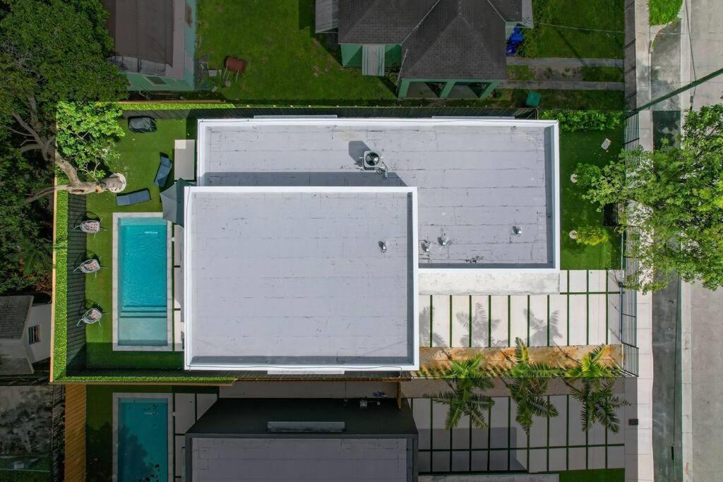 Design House -Heated Pool -Big Yard -Gated Parking Villa Miami Dış mekan fotoğraf