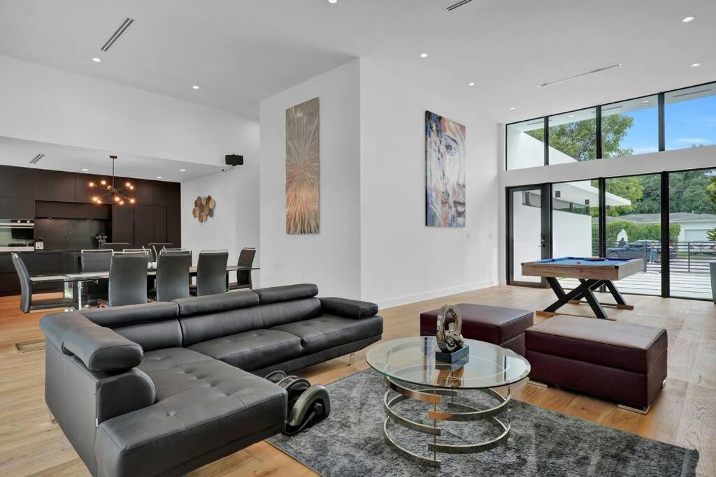 Design House -Heated Pool -Big Yard -Gated Parking Villa Miami Dış mekan fotoğraf